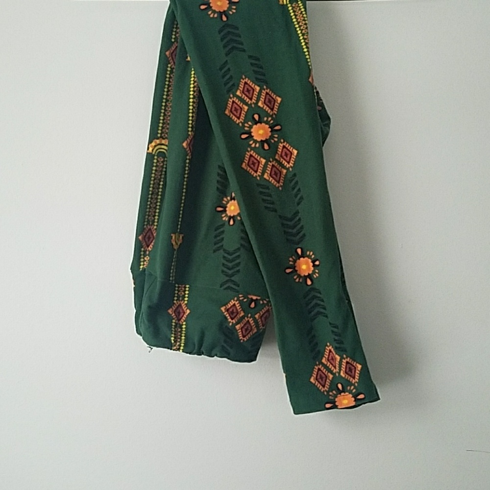 OS Lularoe aztec leggings